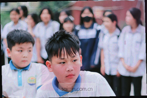 比赛集锦封面，抽象色块与比赛时间线